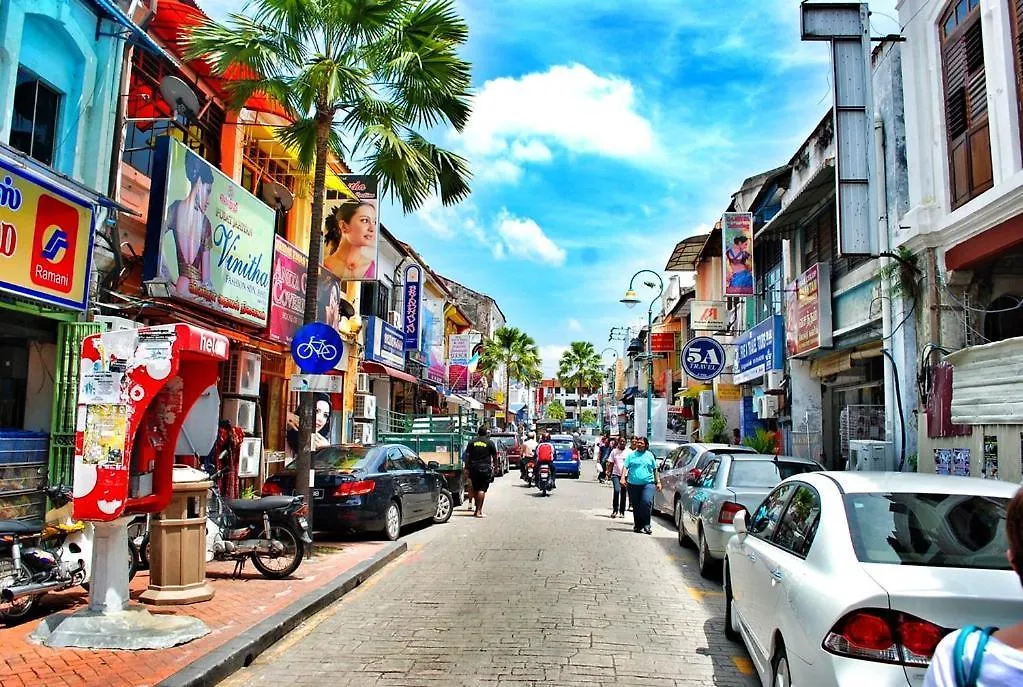 The Georgetown Green Gates George Town
